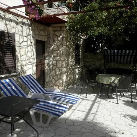 Διαμέρισμα Foretic - One-bedroom With Sofa Bed Ντουμπρόβνικ